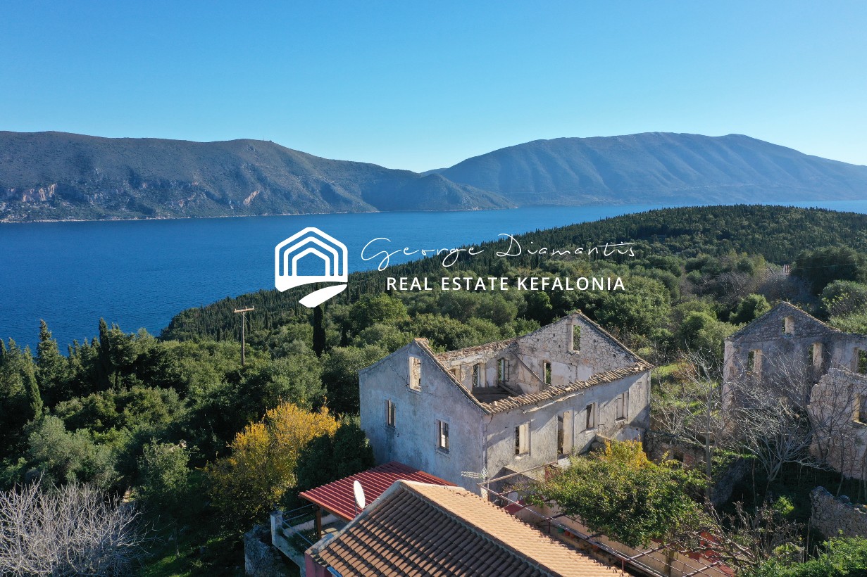 Pre-earthquake Two-storey House For Sale In Tselentata, Erisos.